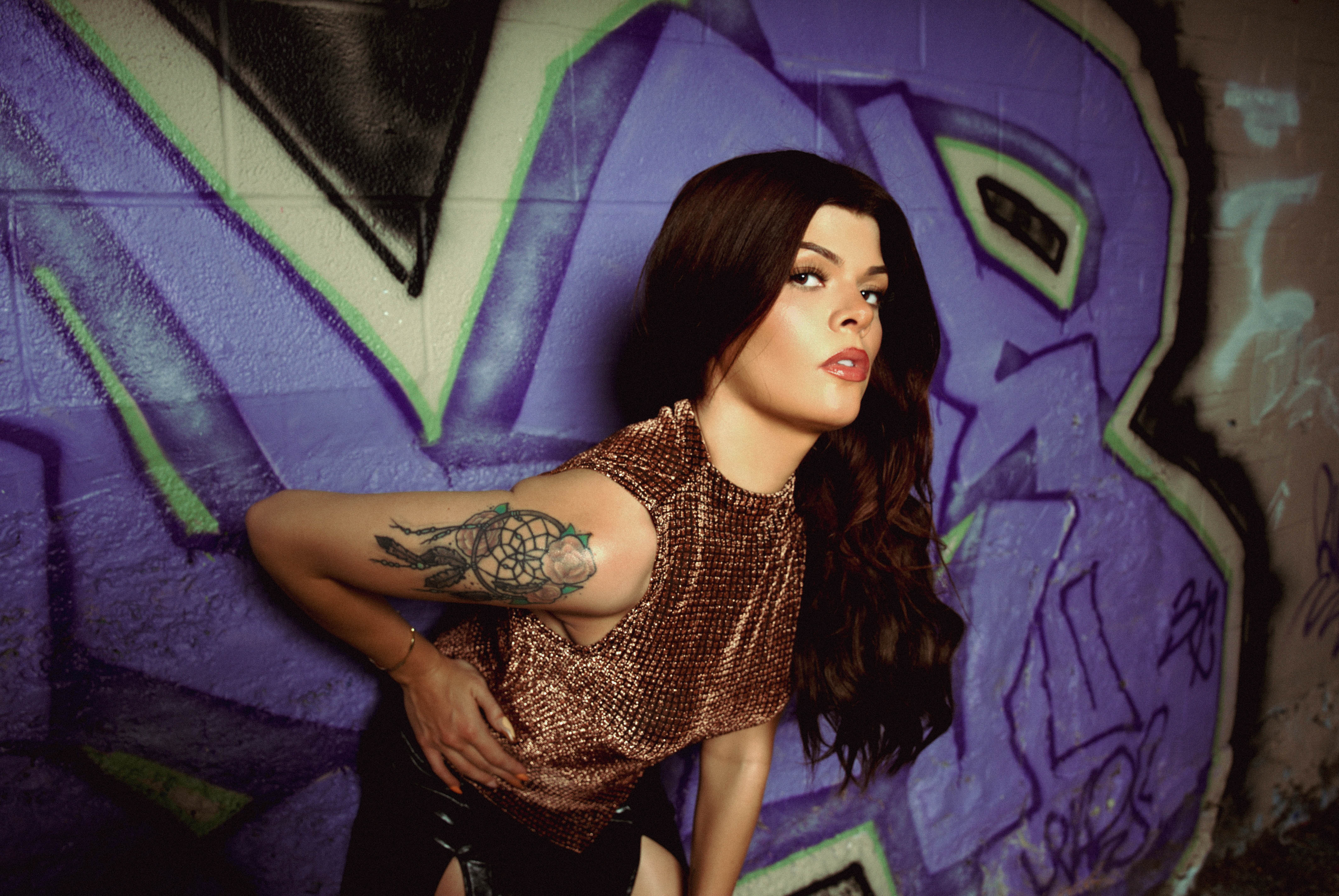 Lauren, Violet Wall