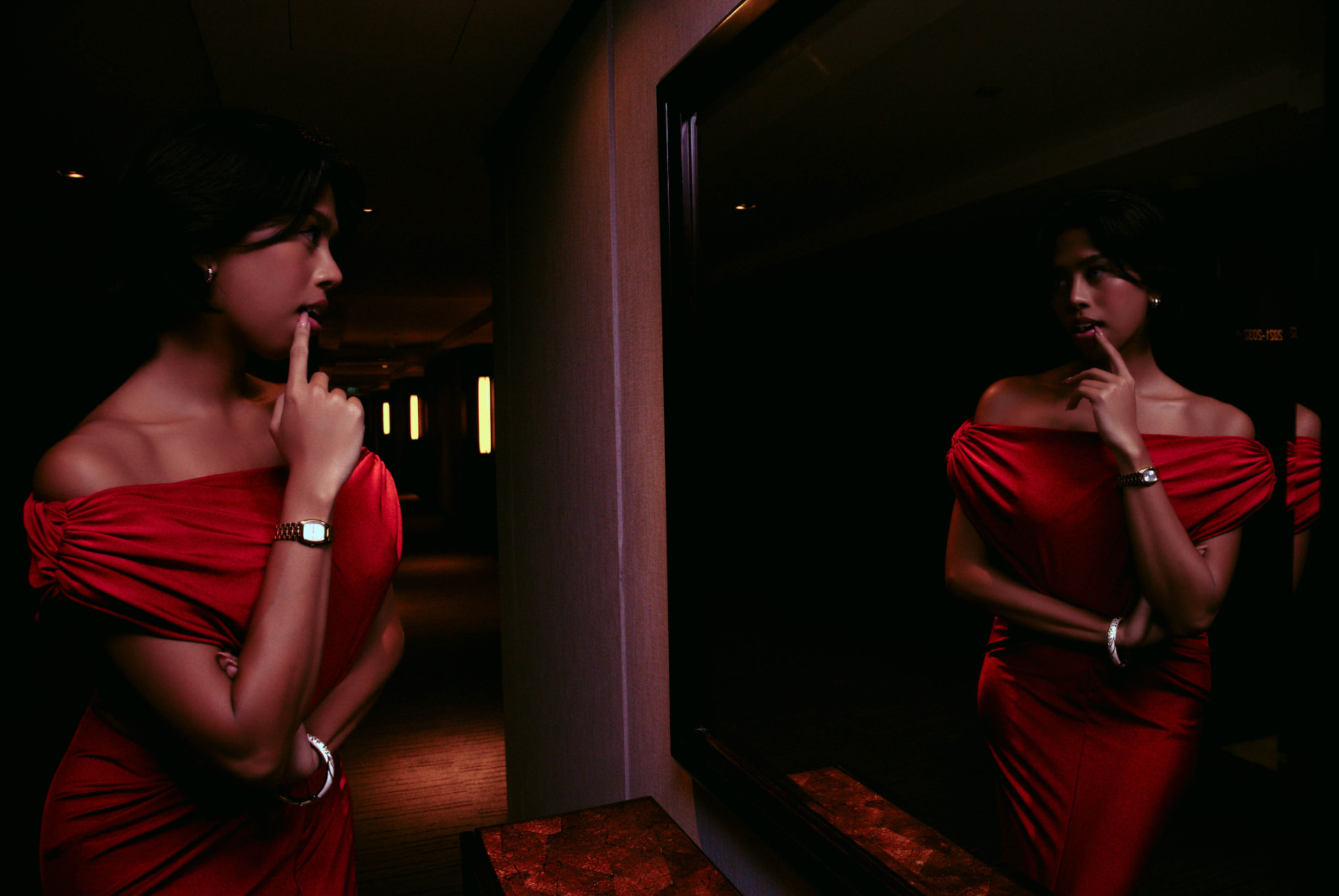 Se Le, Mirror Hall